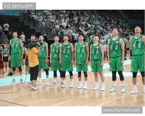 武汉篮球队意识争议引发热议球迷与专家的不同声音分析 武汉篮球队意识争议引发热议球迷与专家的不同声音分析